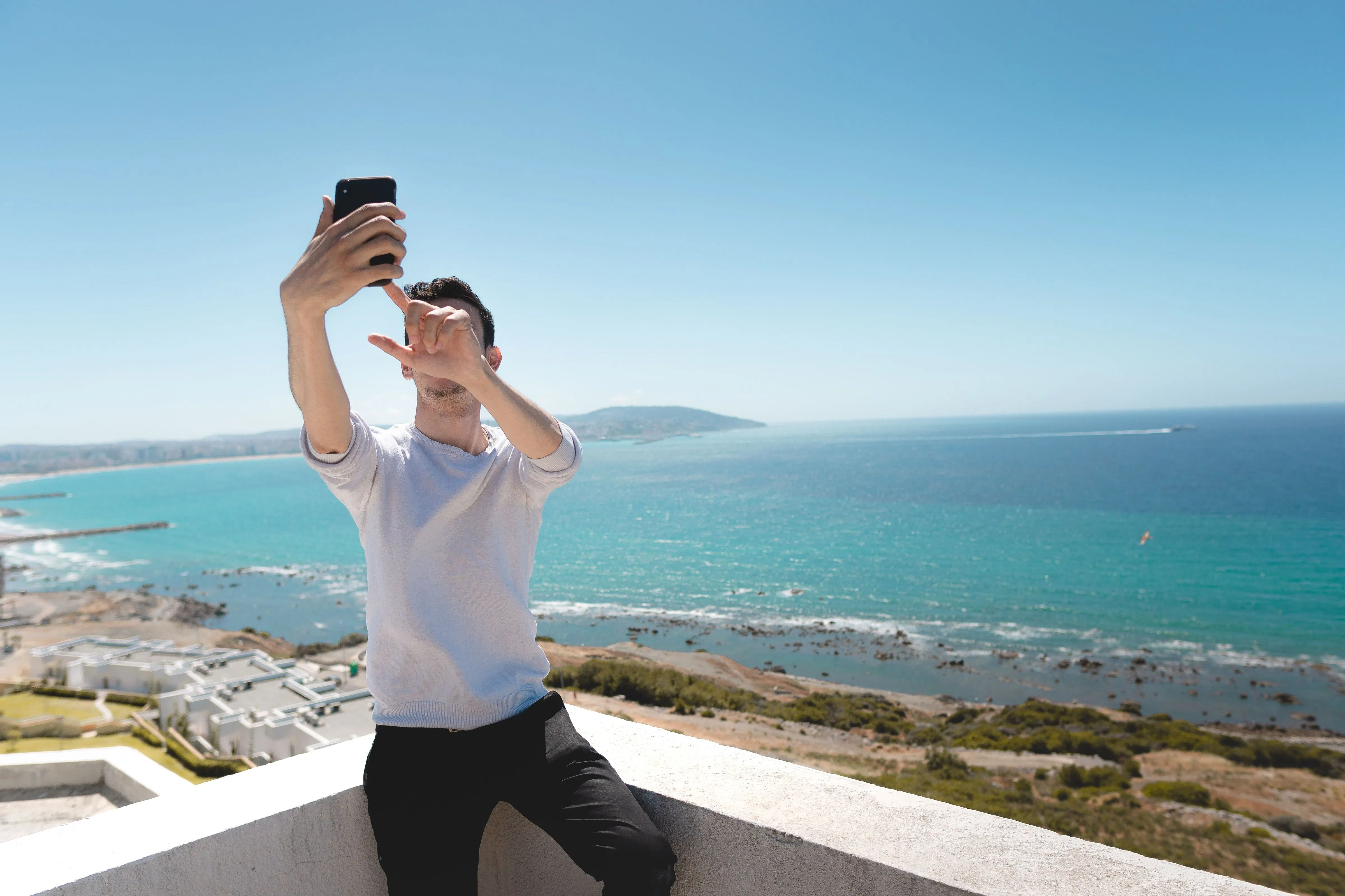 Oui mais non… : pourquoi se sent-on obligé d’exposer ses vacances sur les réseaux sociaux ? - Pexels - Charlotte Vanbever