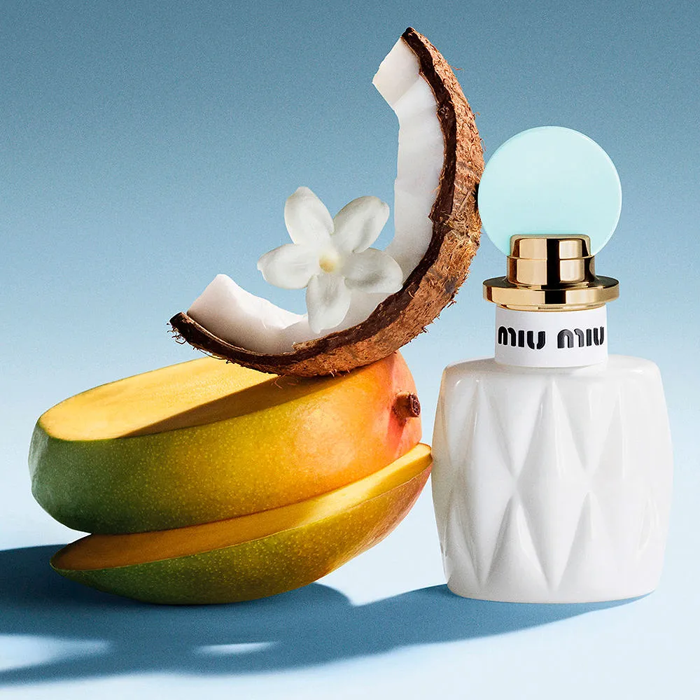 Prolonger les vacances : ces parfums qui nous téléportent instantanément en Provence ou en Sicile - Miu Miu - Florian Lorge