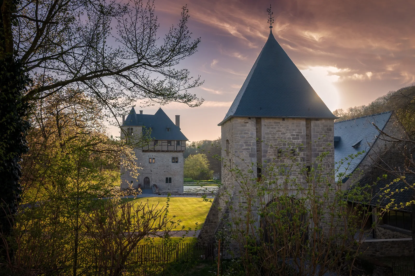 Un charmant village wallon classé parmi les plus beaux d’Europe - Visit Wallonia - Rita Photographie - Sigrid Descamps - Journaliste