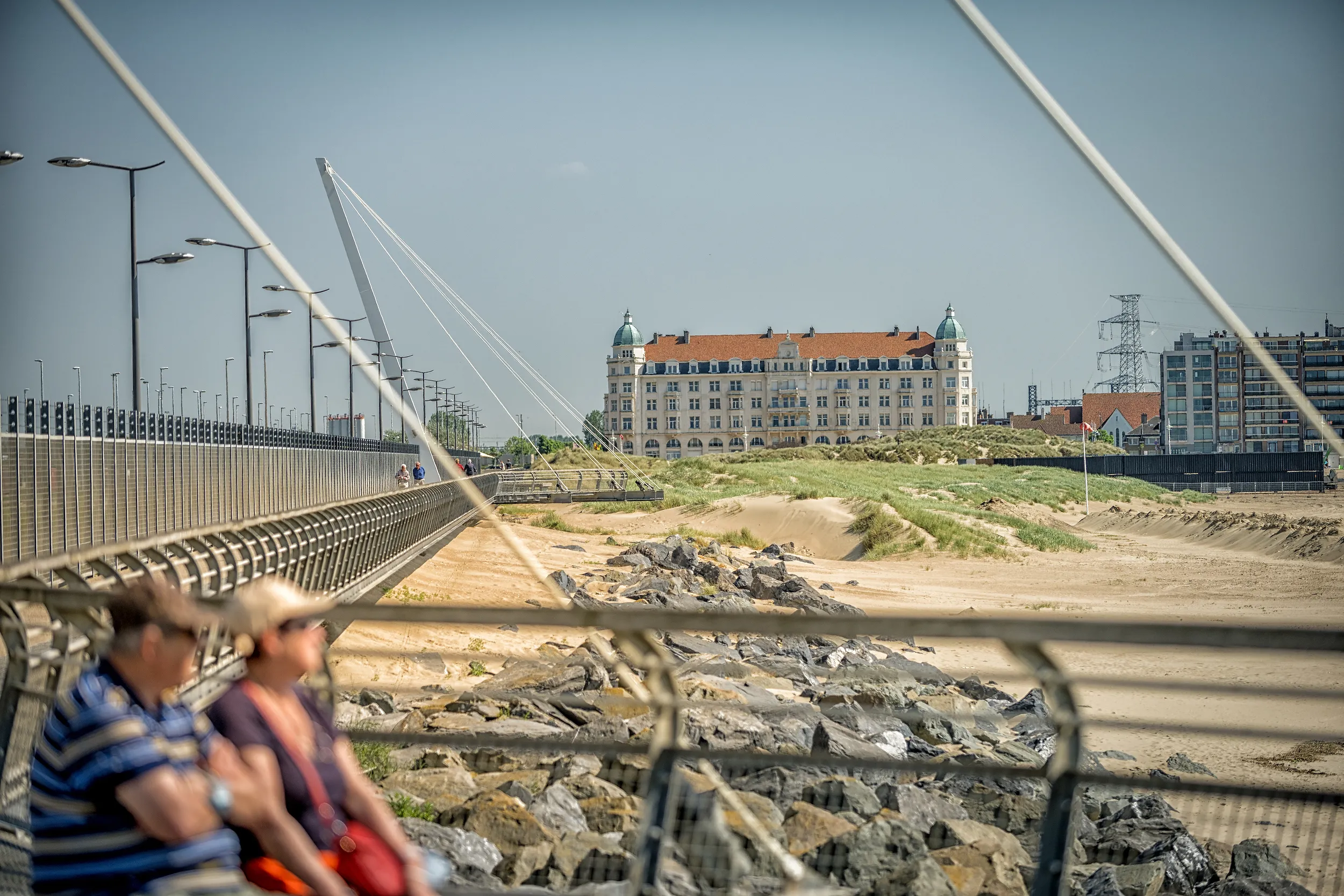 Histoire de la mer du Nord : le destin brisé du Palace Hotel, l’un des bâtiments les plus emblématiques de Zeebruges - Visit Bruges | Jan Darthet - Audrey Morard