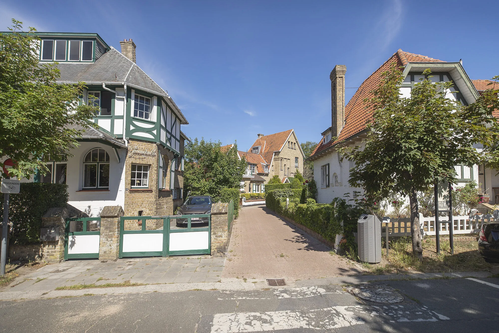 Histoire de la mer du Nord : à La Panne, ce quartier classé a su garder son authenticité - Westtoer - Sigrid Descamps - Journaliste