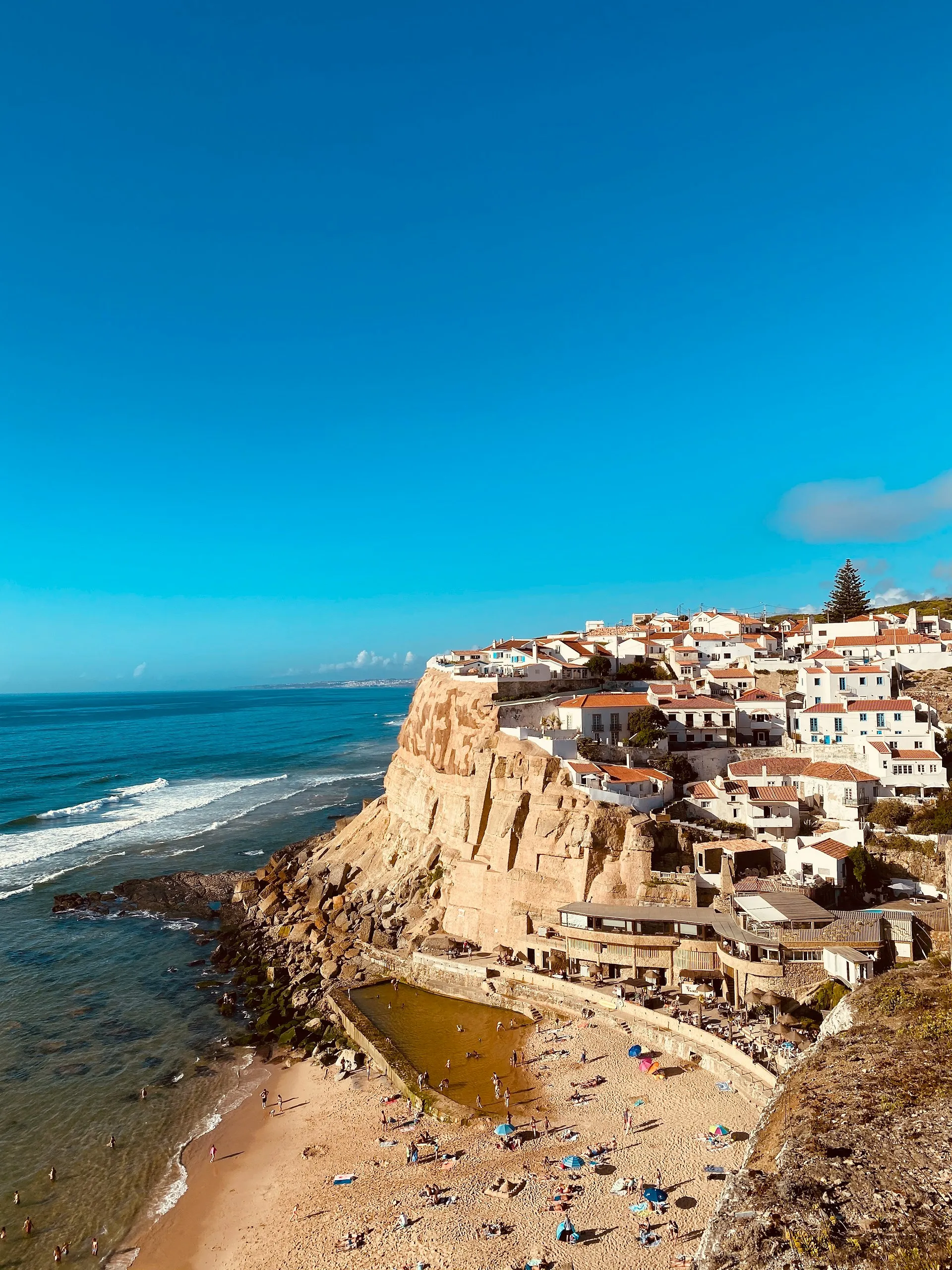 Quelle est cette perle de la Riviera portugaise, où se sont mariés Cristiano Ronaldo et Georgina Rodriguez ? - Unsplash - Sigrid Descamps - Journaliste
