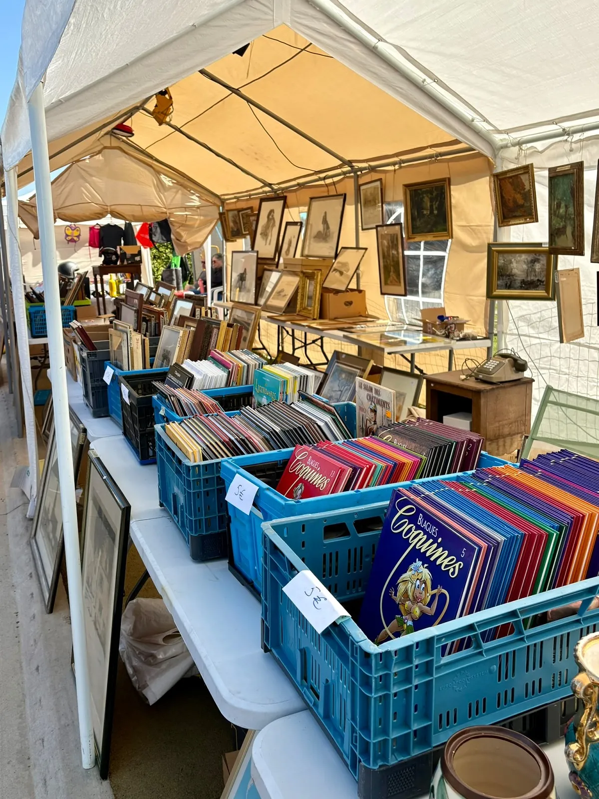 La plus grande brocante de Belgique revient très bientôt - VISITWallonia - Marine Deviere - Audrey Morard