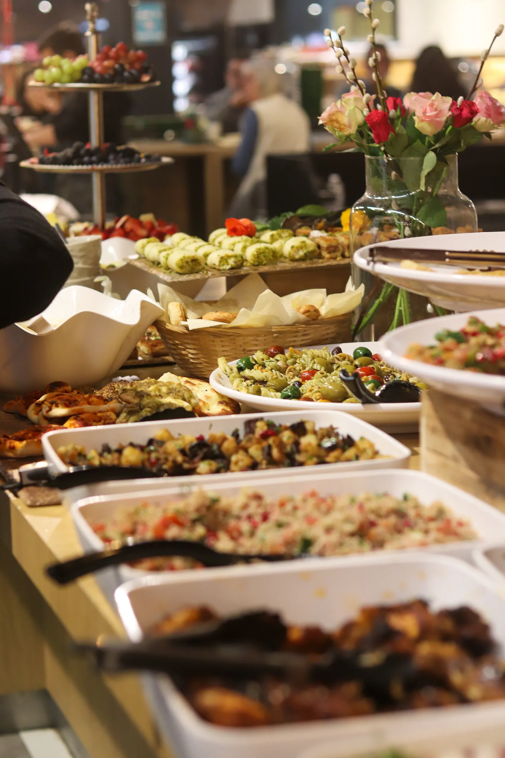 Un grand marché méditerranéen relance son brunch à volonté dès septembre - TribeAgency - Audrey Morard