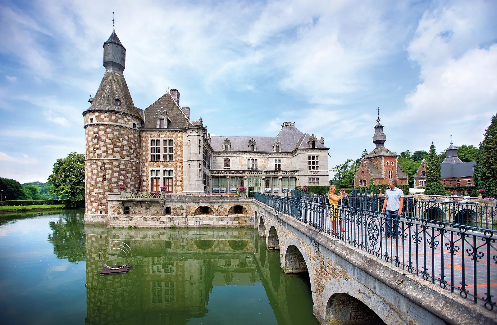 Cinq magnifiques châteaux ouvrent gratuitement leurs portes en Wallonie - WBT - David Samyn - Audrey Morard