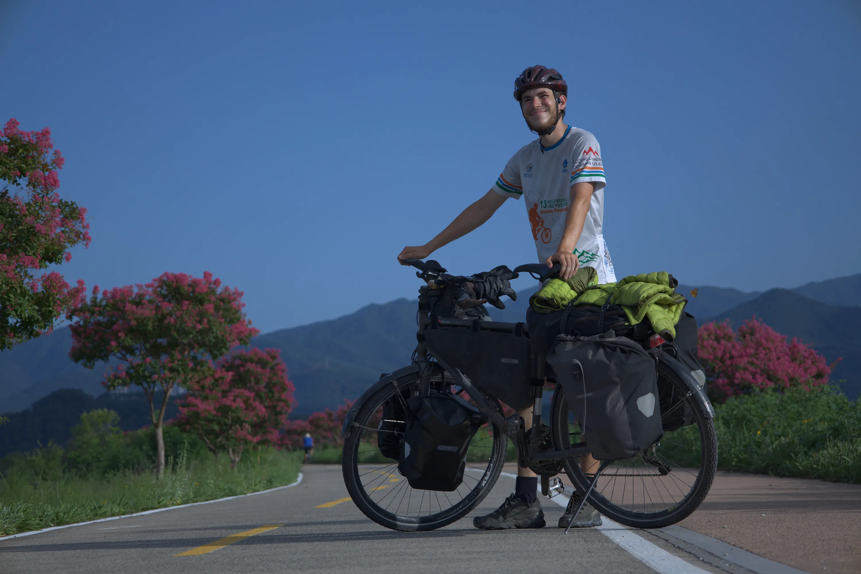 Le compte à suivre : Pierre, jeune belge de 23 ans, réalise Bruxelles-Tokyo à vélo - D.R - Audrey Morard