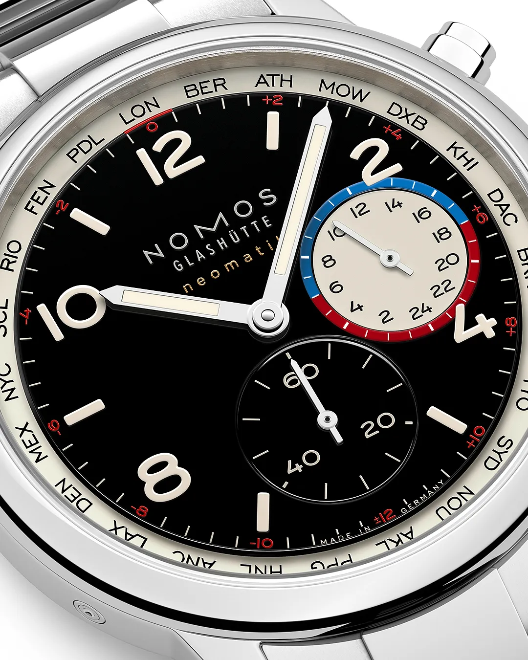 NOMOS Glashütte Club Sport neomatik Worldtimer Dark - NOMOS Glashütte - Rédaction Sosoir