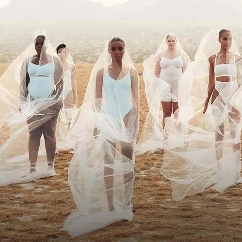 Kim Kardashian lance une ligne de sous vetements speciale mariage SoSoir