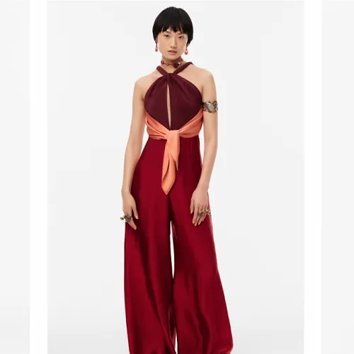 Zara lance Studio sa collection haut de gamme SoSoir