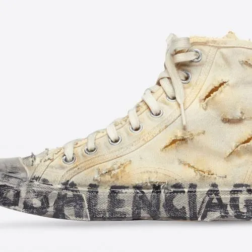 Balenciaga pourquoi si cher 2025