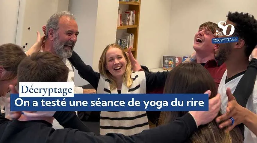 Décryptage : on a testé le yoga du rire  - Décryptage : on a testé le yoga du rire 